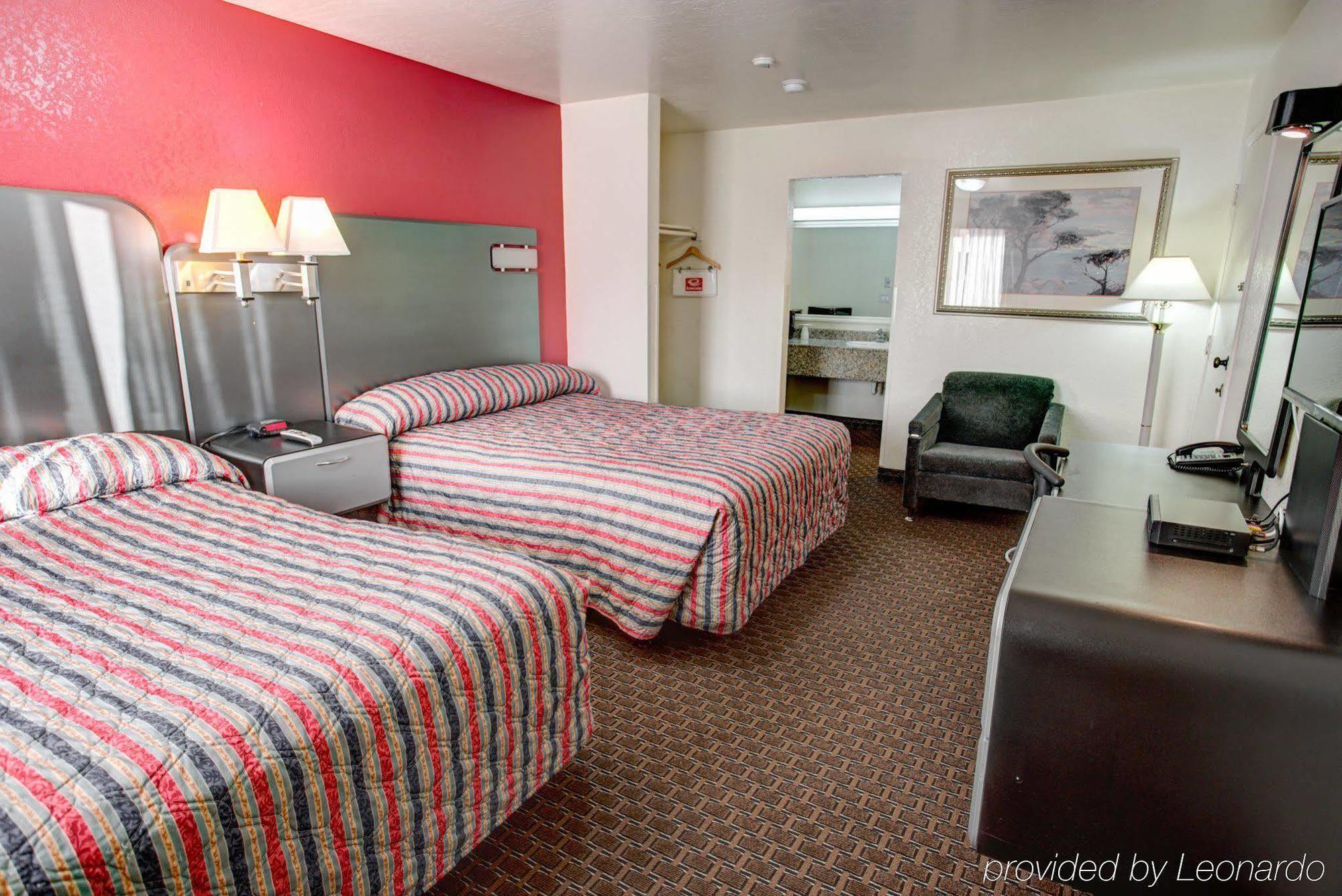 Driftwood Motel Santa Clara Bagian luar foto